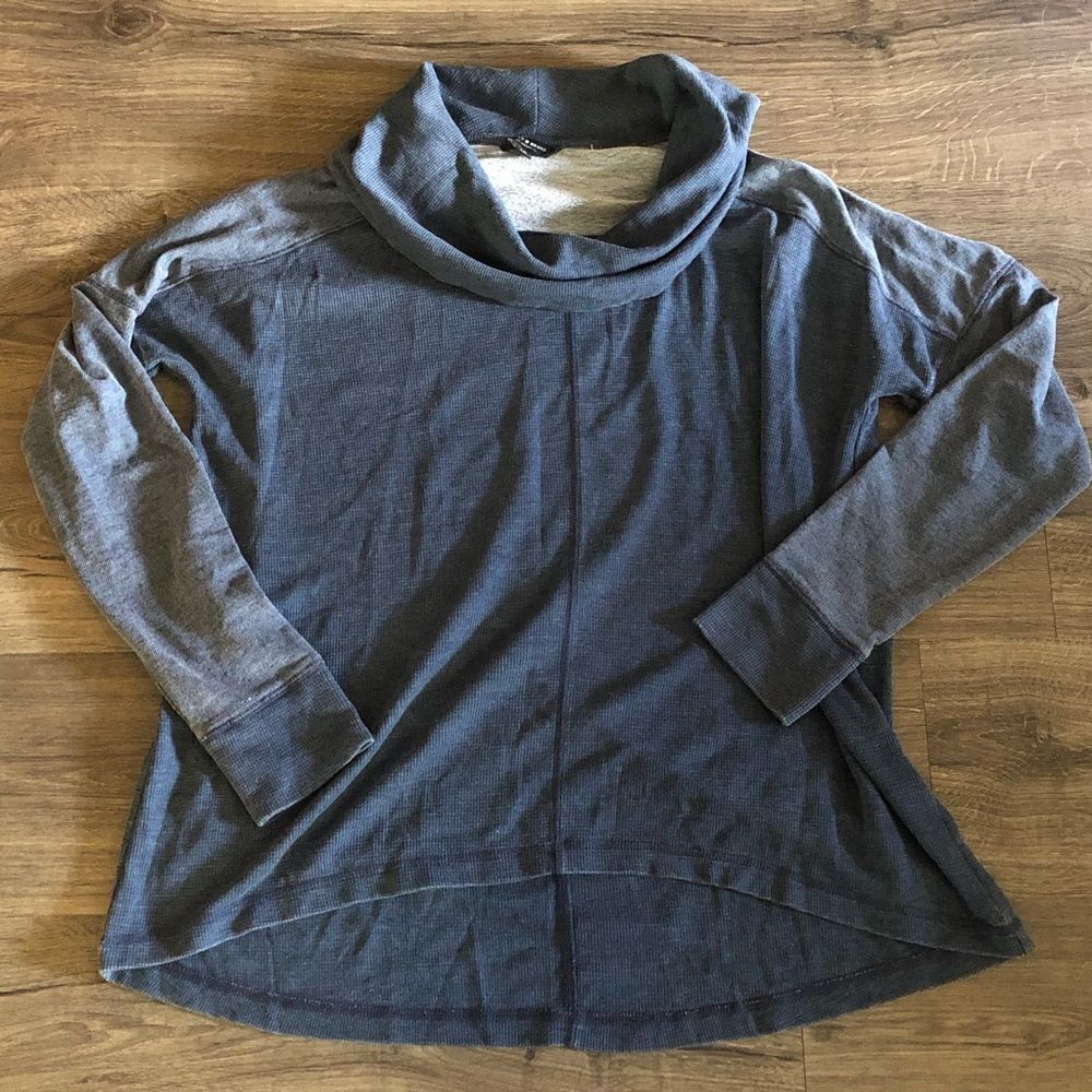 𝅺LUCKY Brand cowl neck waffle knit two tone long sleeve size L